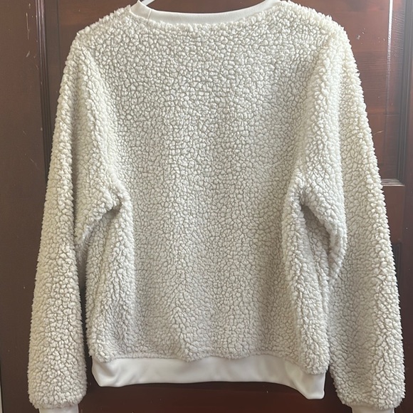 Missouri sweater size large - Picture 3 of 4